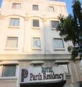 מלון אחמדאבאד Parth Residency מראה חיצוני תמונה