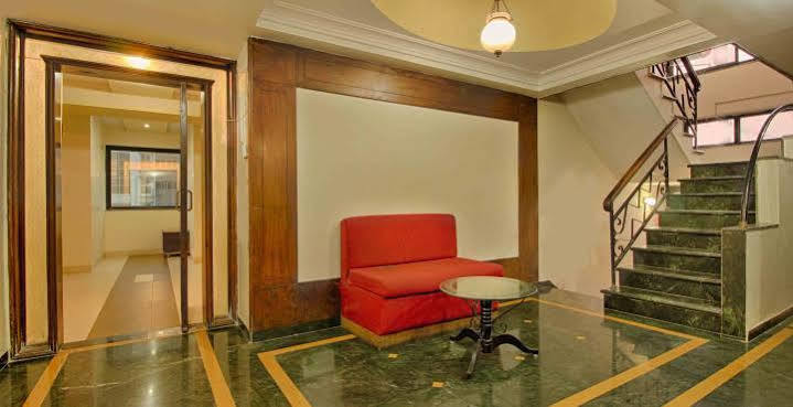 מלון אחמדאבאד Parth Residency מראה חיצוני תמונה